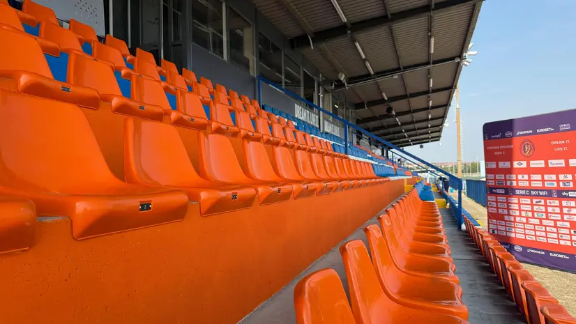 Le tribune dello stadio Gino Corioni - © www.giornaledibrescia.it