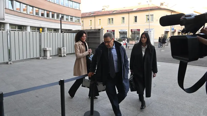 Omicidio Bozzoli, l'udienza al tribunale di Brescia