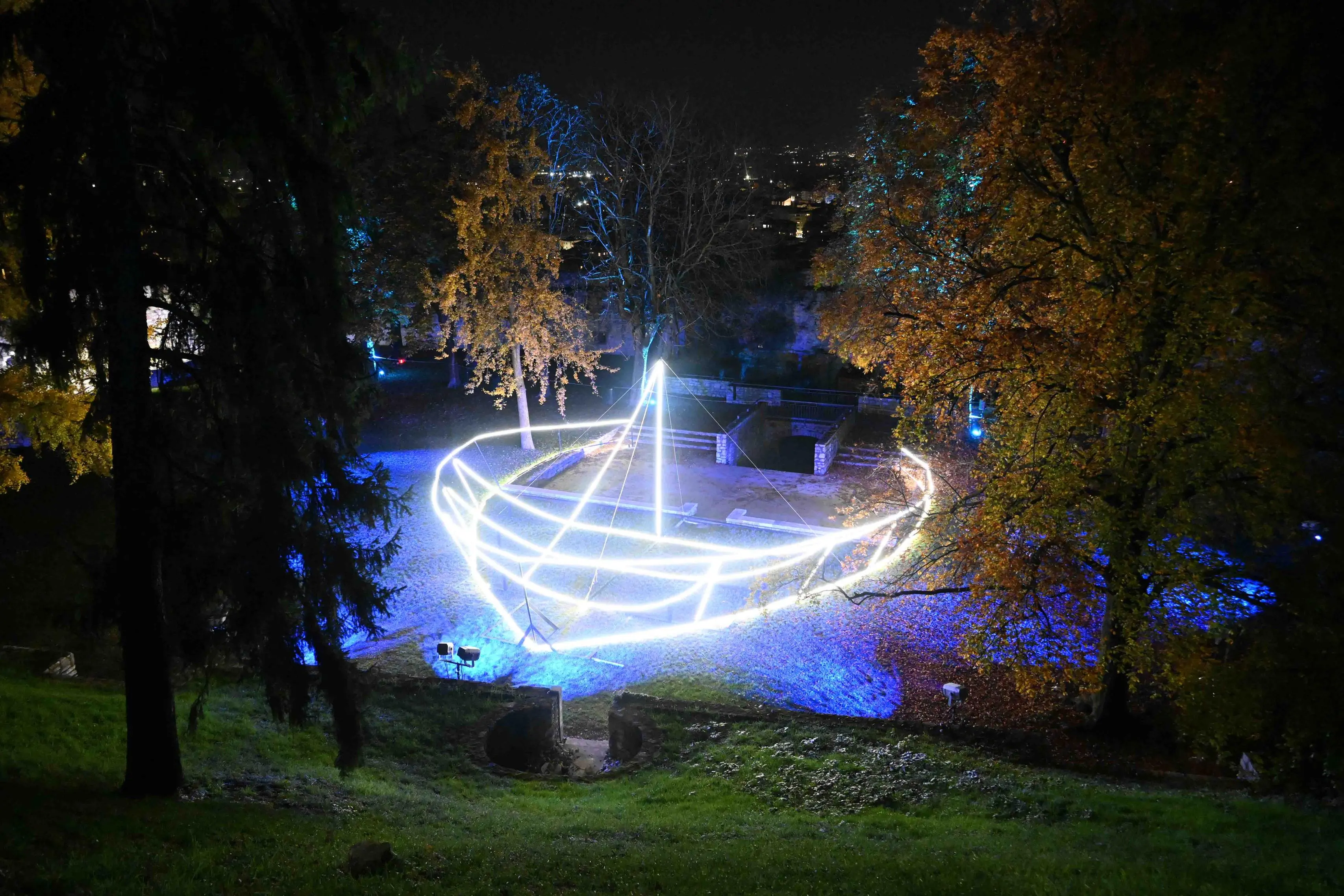 CRONACA BRESCIA CASTELLO INAUGURAZIONE MYSTERIA LIGHT FESTIVAL PER SANDRINI 06-11-2025 MARCO ORTOGNI NEW EDEN GROUP