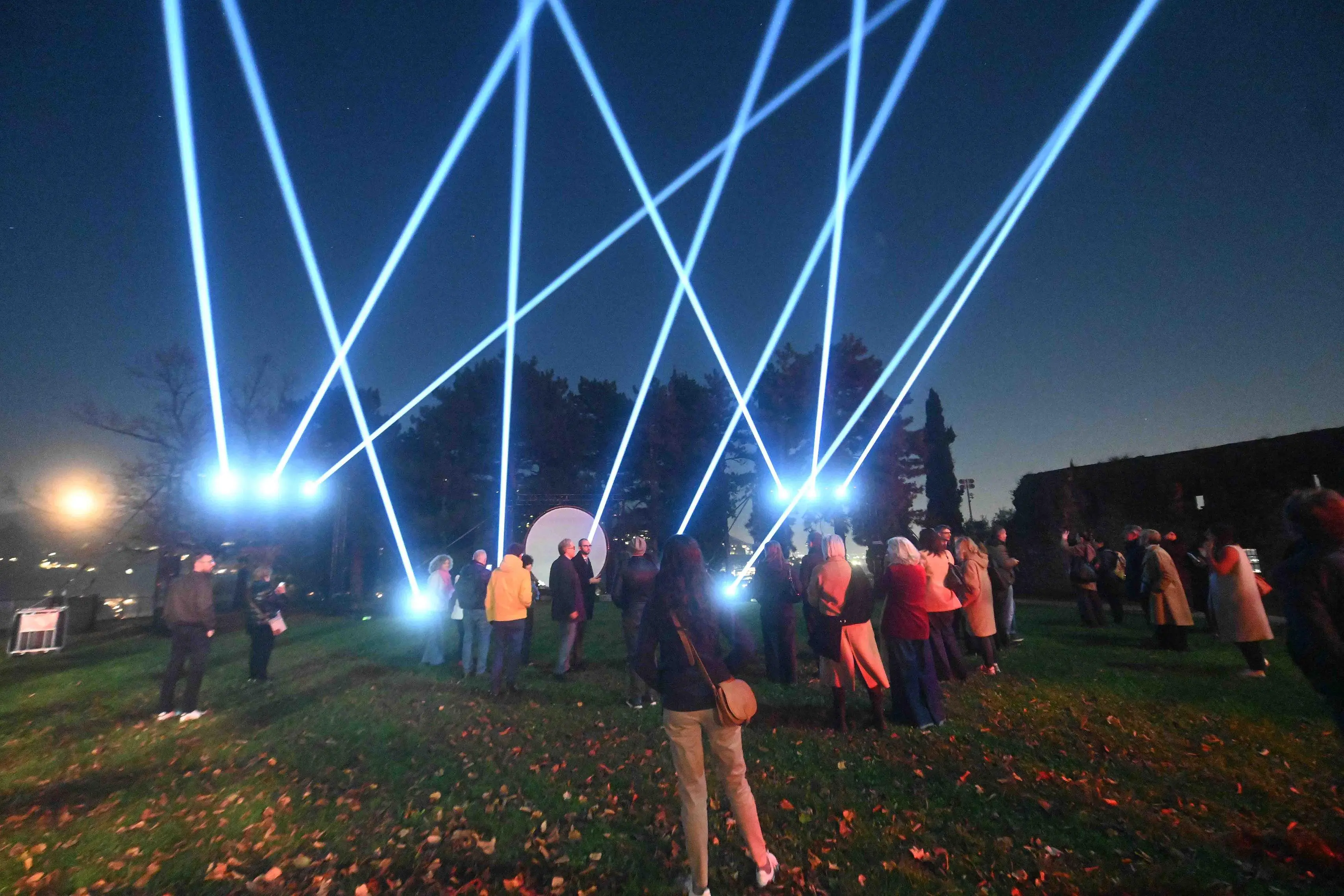 CRONACA BRESCIA CASTELLO INAUGURAZIONE MYSTERIA LIGHT FESTIVAL PER SANDRINI 06-11-2025 MARCO ORTOGNI NEW EDEN GROUP