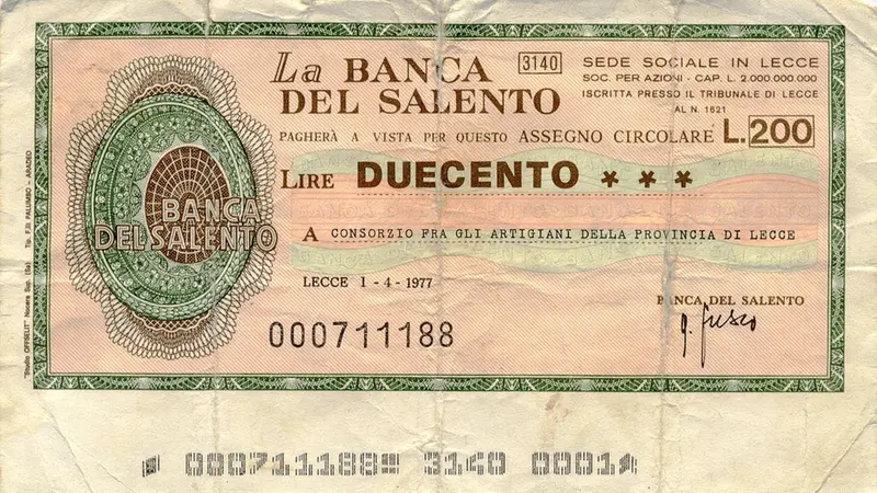 Uno dei mini assegni emessi nel 1975