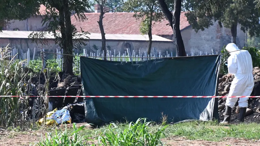 Gli accertamenti scientifici dove è stato rinvenuto il cadavere di Rama © www.giornaledibrescia.it