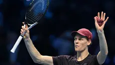 Jannik Sinner esulta dopo la vittoria contro Zverev - Foto Ansa © www.giornaledibrescia.it