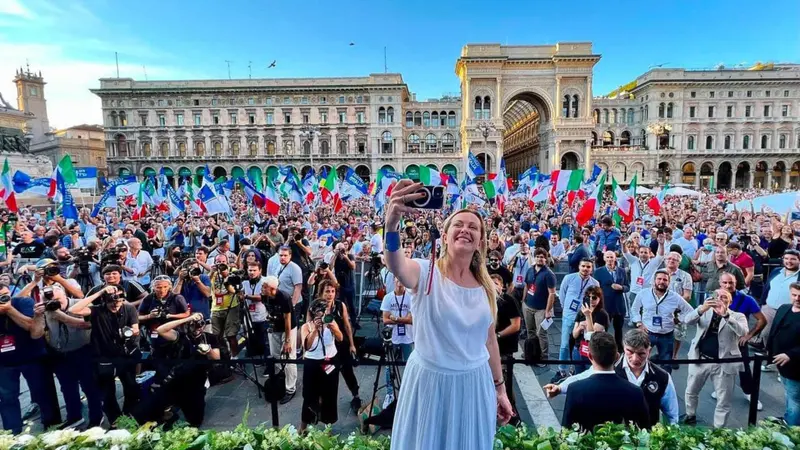 Giorgia Meloni a Milano - Foto Ansa © www.giornaledibrescia.it