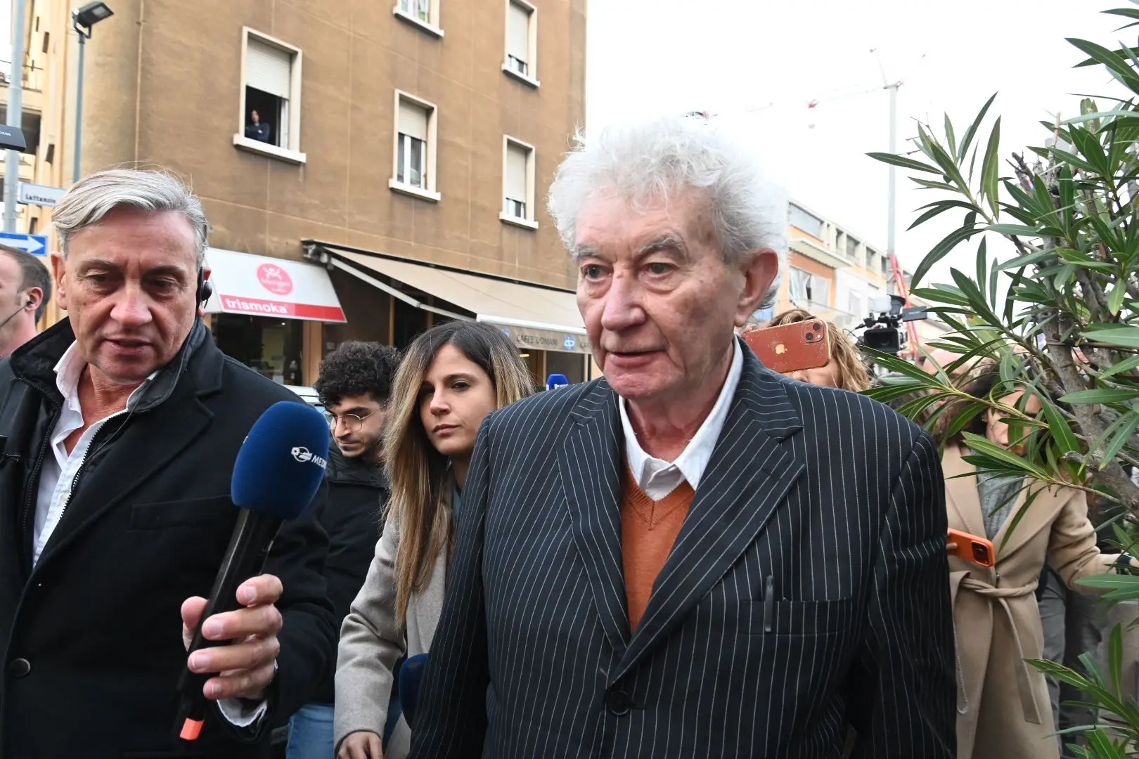 L'arrivo dell'avvocato Massimo Lovati in tribunale a Brescia