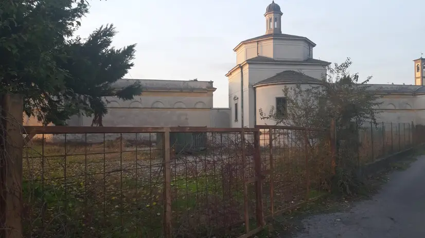 L'area individuata per il tempio crematorio a Chiari - © www.giornaledibrescia.it