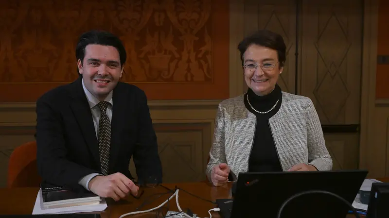 Luca Micheletti con la curatrice del ciclo di incontri, Lucia Mor - Foto New Reporter Favretto © www.giornaledibrescia.it