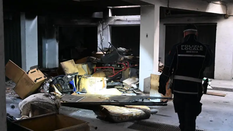 Condominio Aler in via Monte Cengio, la situazione nei garage