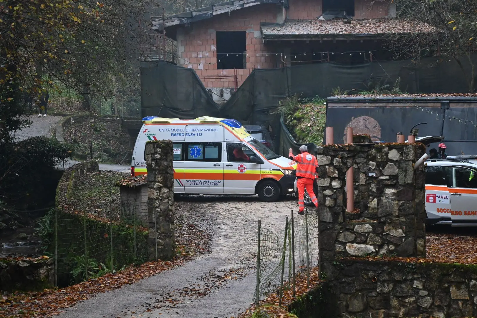 Infortunio sul lavoro a Ome: muore un uomo travolto dal trattore