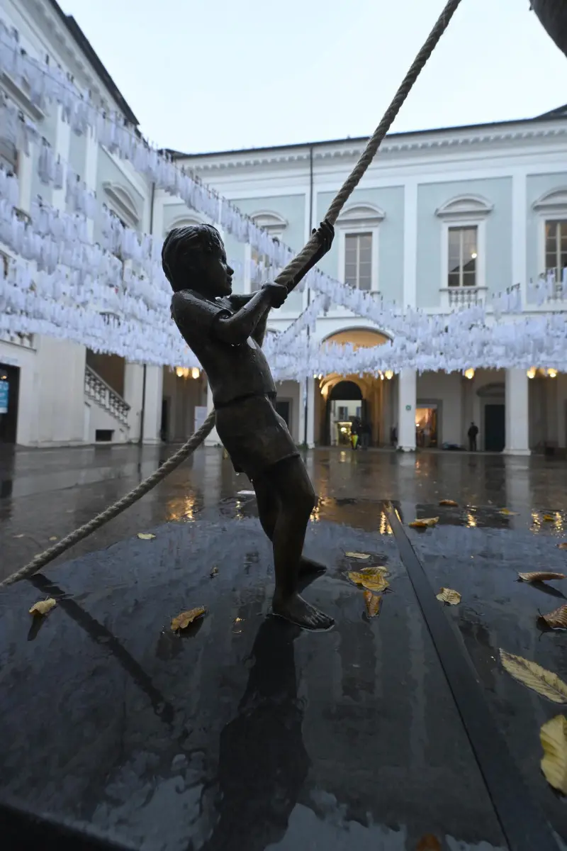 Mo.Ca, l'opera collettiva che ricorda i bambini uccisi a Gaza