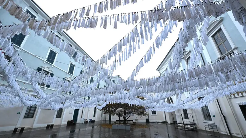 Mo.Ca, l'opera collettiva che ricorda i bambini uccisi a Gaza