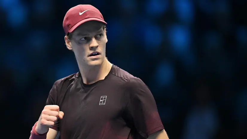 Sinner esulta durante il match con De Minaur - Foto Ansa/Alessandro Di Marco © www.giornaledibrescia.it