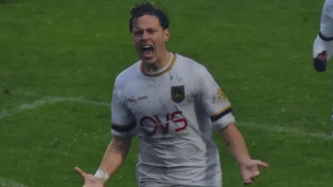 L'esultanza di Andrea Bertazzoli all'88' contro il Crema - © www.giornaledibrescia.it