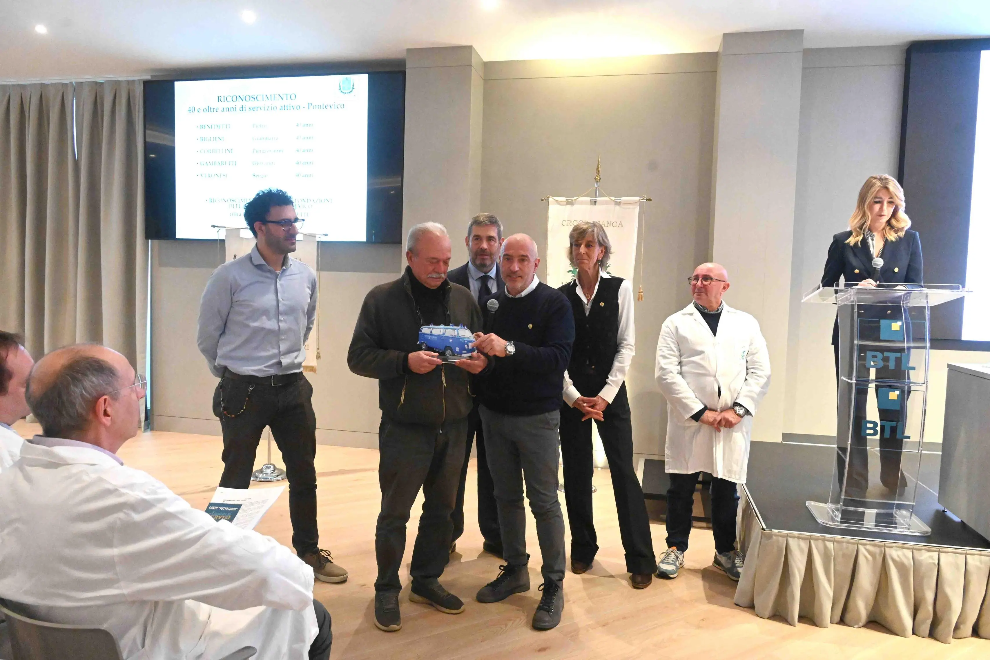 La Croce bianca premia i militi in prima linea