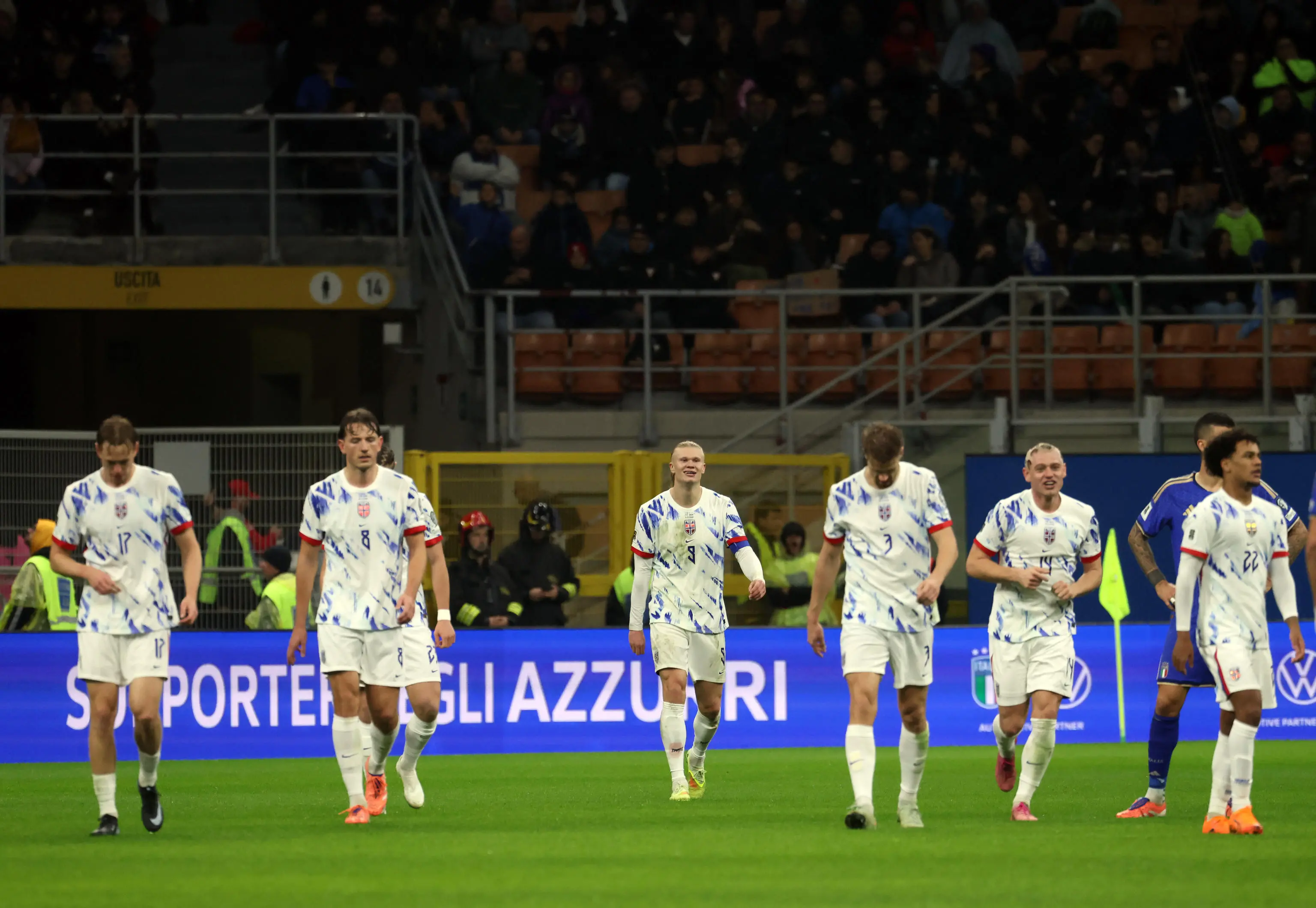 Calcio, gli scatti di Italia-Norvegia