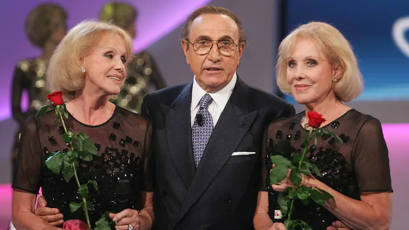 Le Kessler insieme a Pippo Baudo - Foto Ansa © www.giornaledibrescia.it