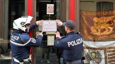 Il bar rimarrà chiuso per trenta giorni