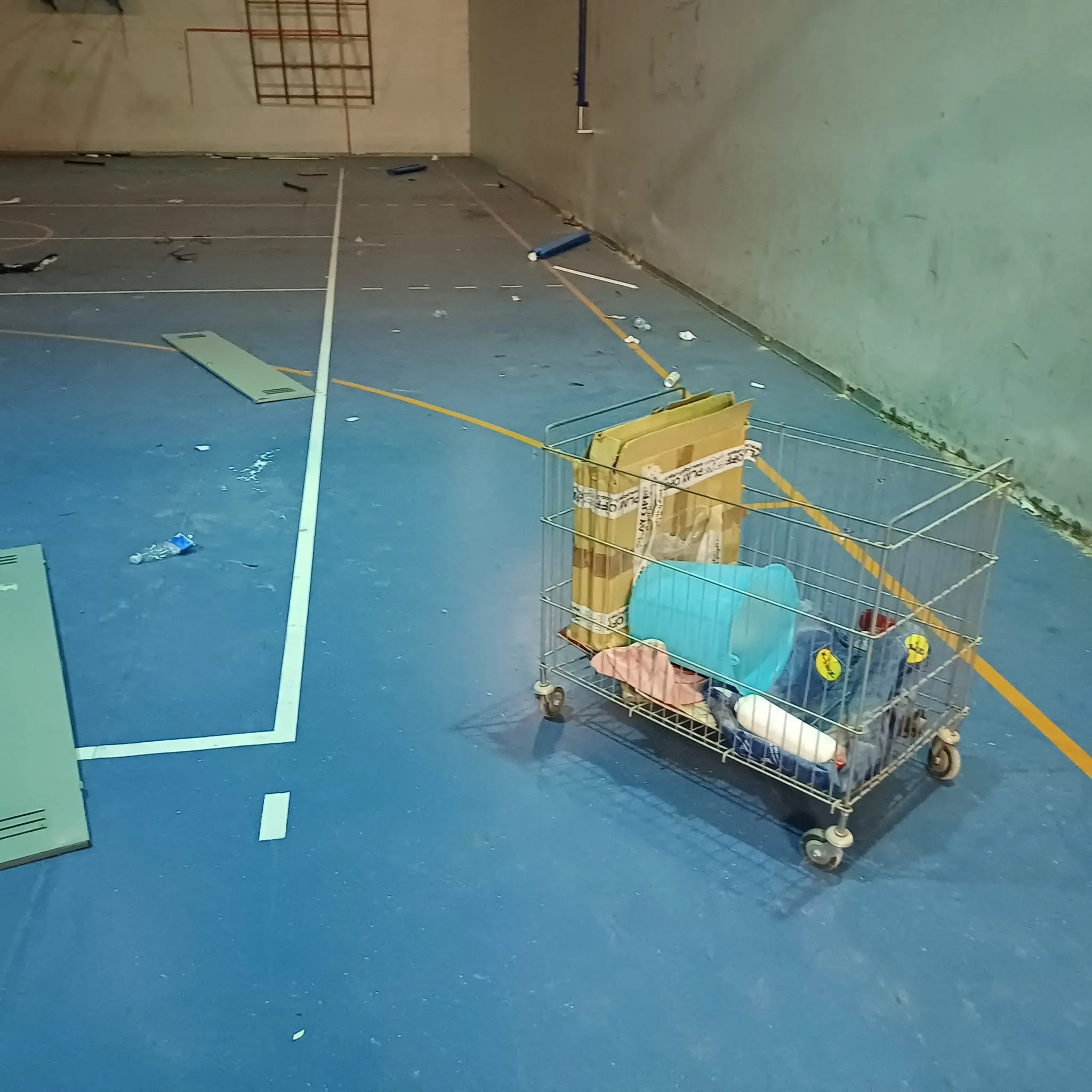 Le condizioni in cui versa la palestra del Tartaglia-Olivieri