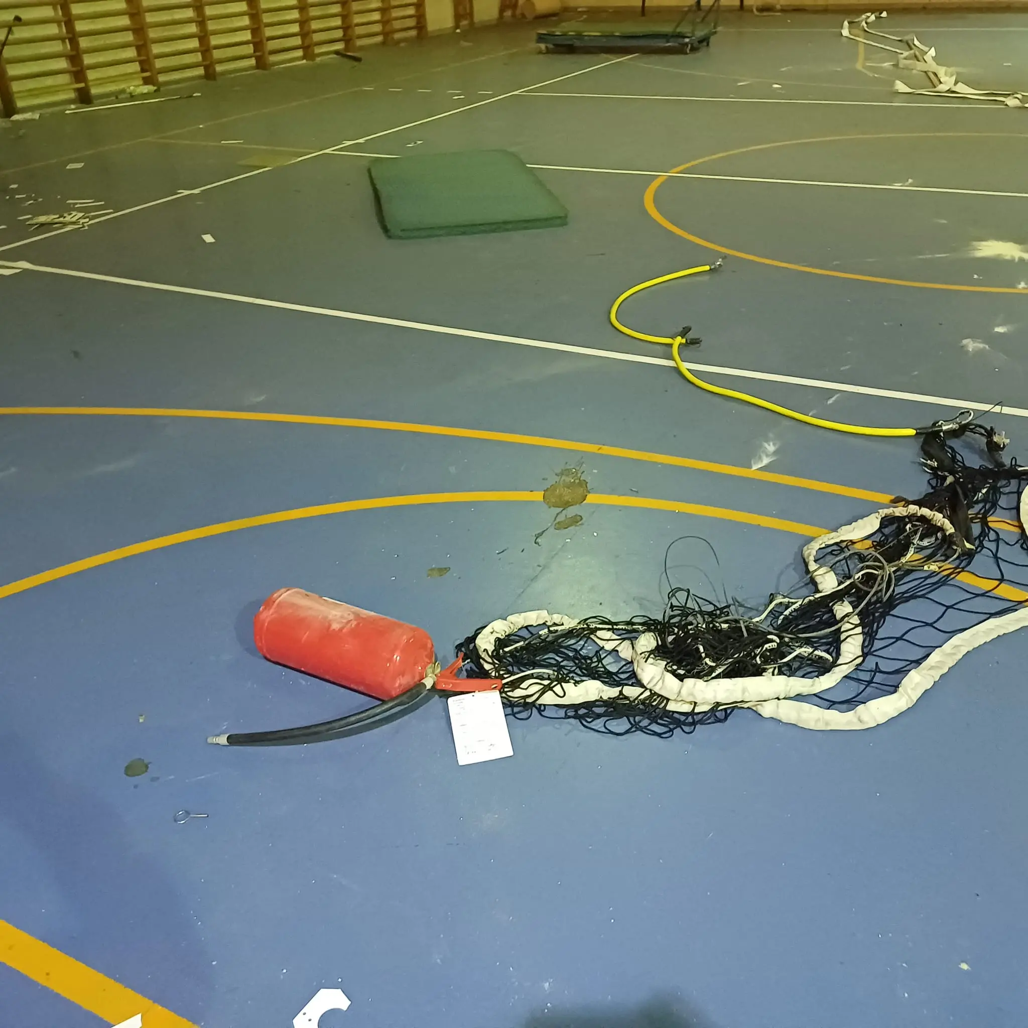 Le condizioni in cui versa la palestra del Tartaglia-Olivieri