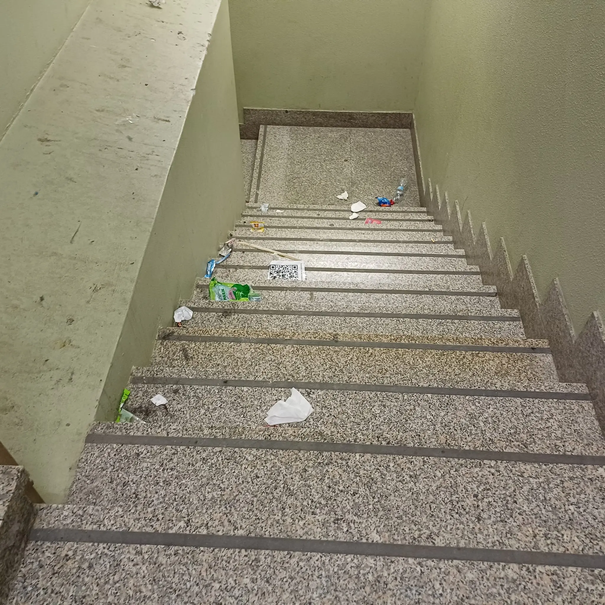 Le condizioni in cui versa la palestra del Tartaglia-Olivieri