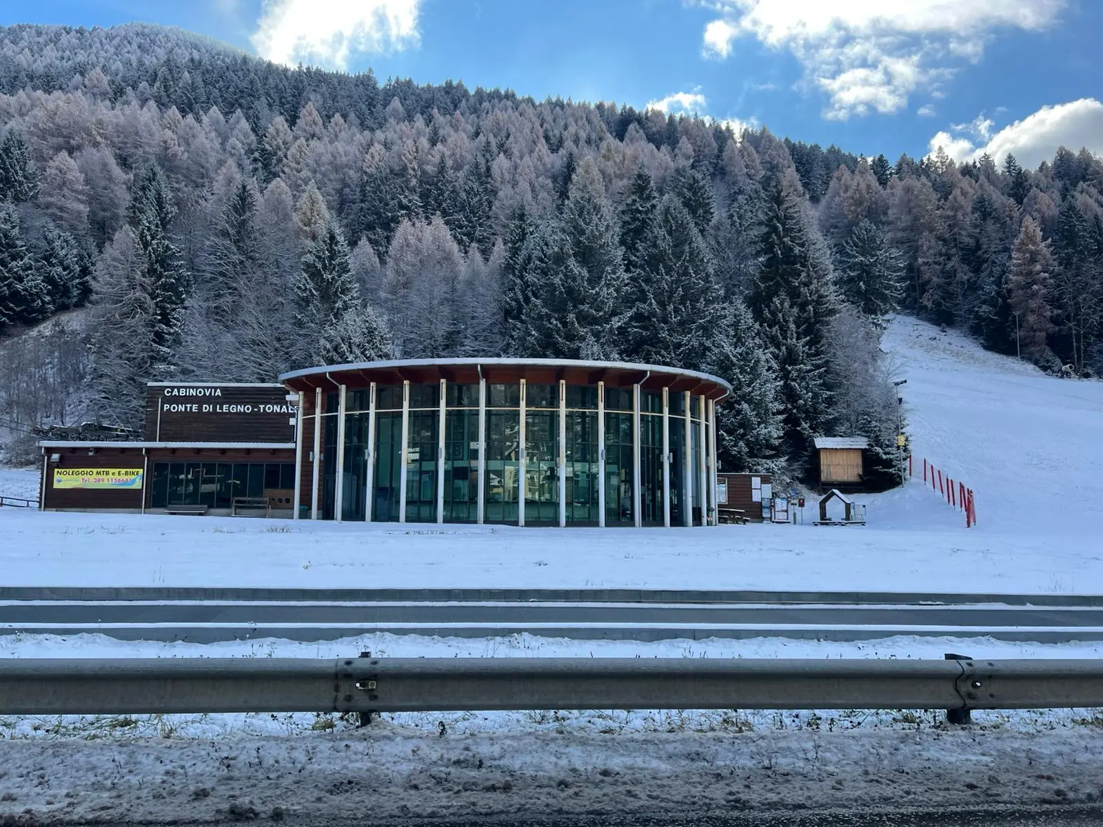 La prima neve a Ponte di Legno