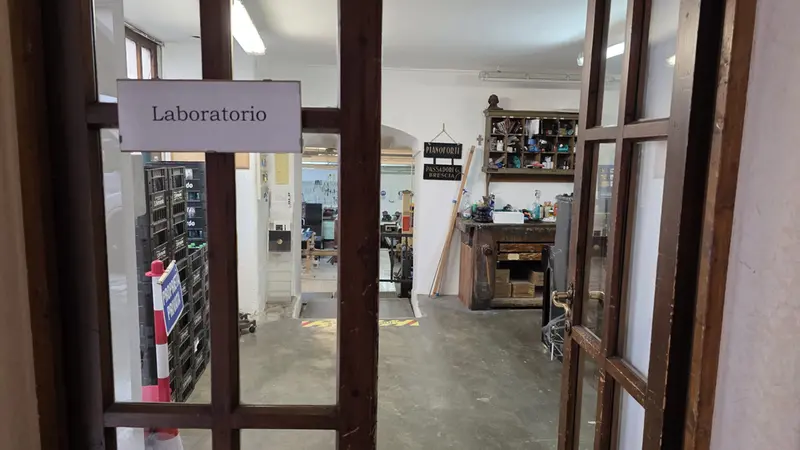 Il laboratorio della famiglia Passadori in città