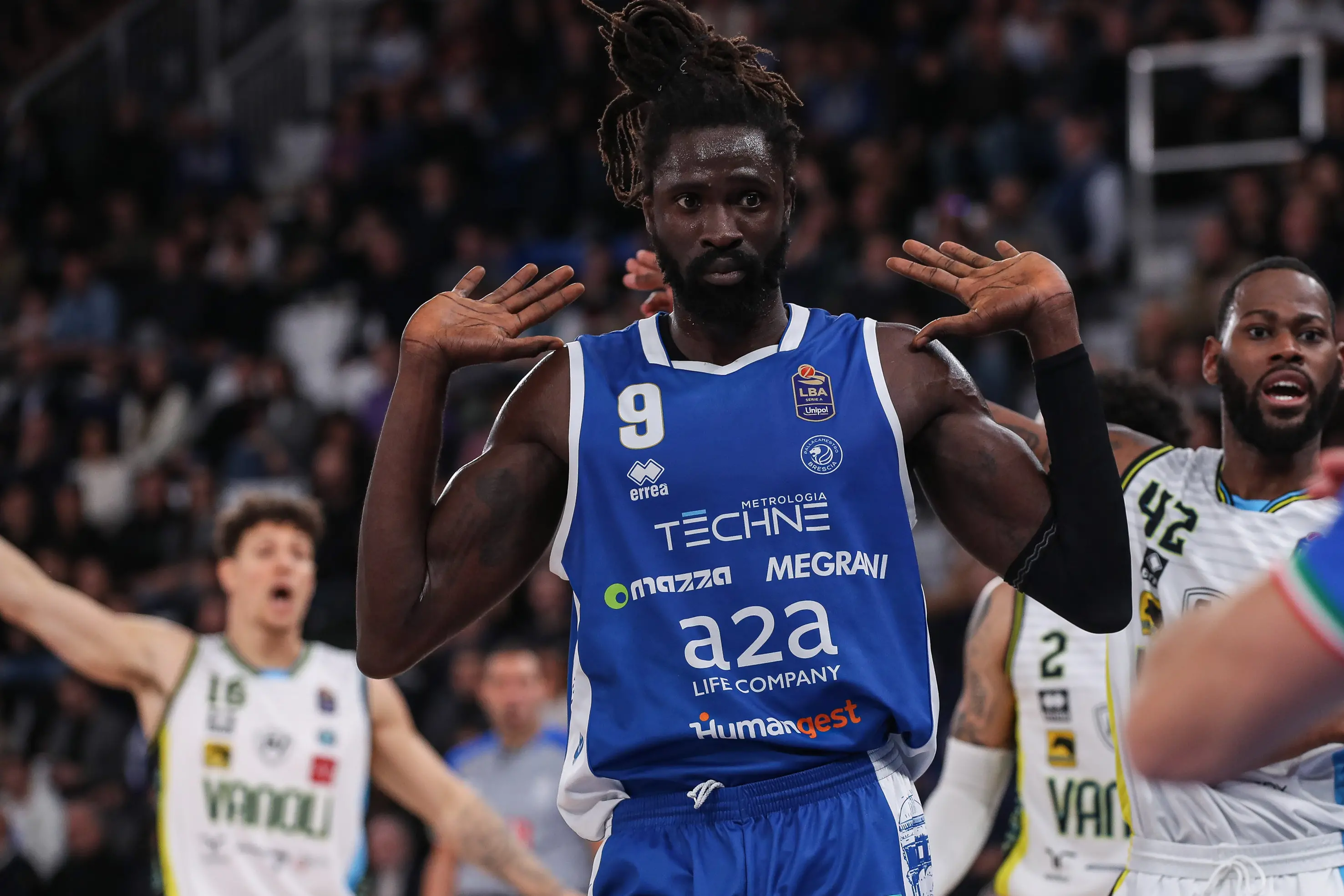 Germani-Cremona: le foto dal PalaLeonessa