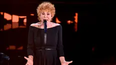 Ornella Vanoni sul palco dell'Ariston - Foto Ansa © www.giornaledibrescia.it