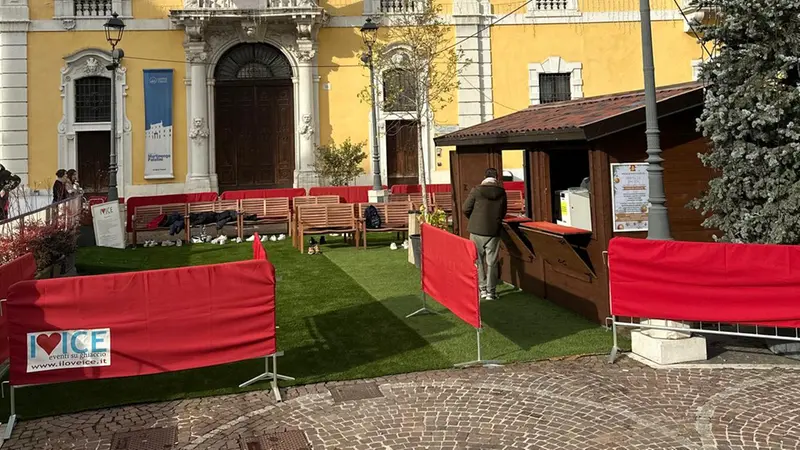 L'ingresso della pista di pattinaggio