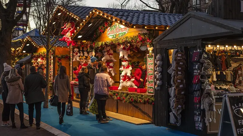 Le casette di legno sono custodi di sapori, colori e profumi del Natale