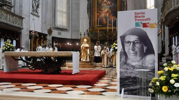 In duomo la messa per santa Maria Troncatti