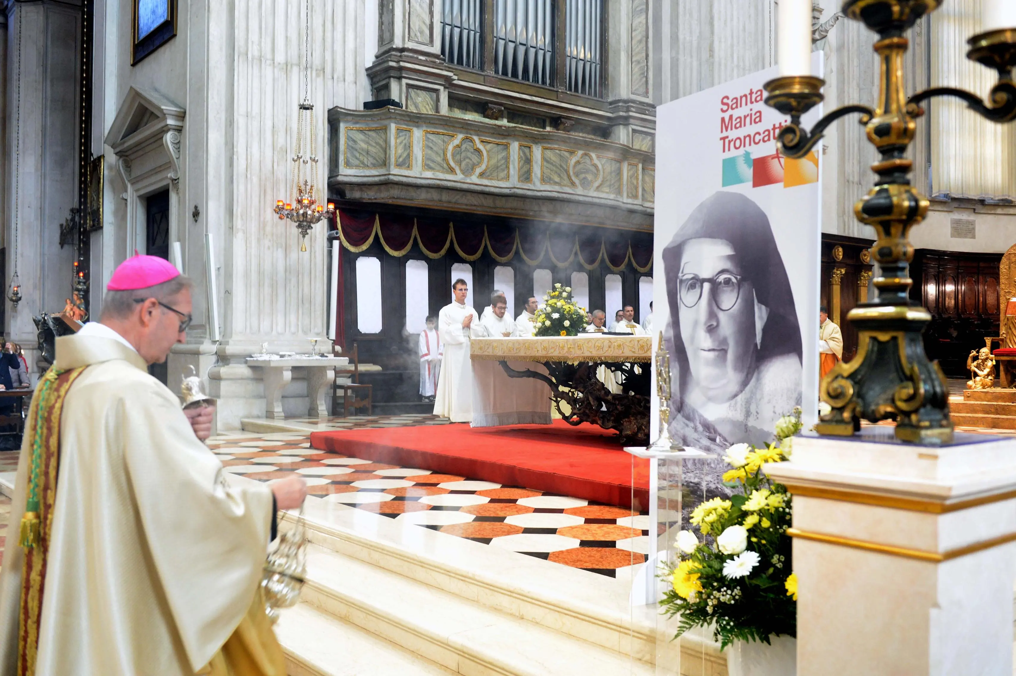 In duomo la messa per santa Maria Troncatti