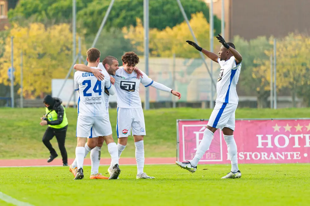 Derby di serie D, tris del Desenzano al Rovato Vertovese