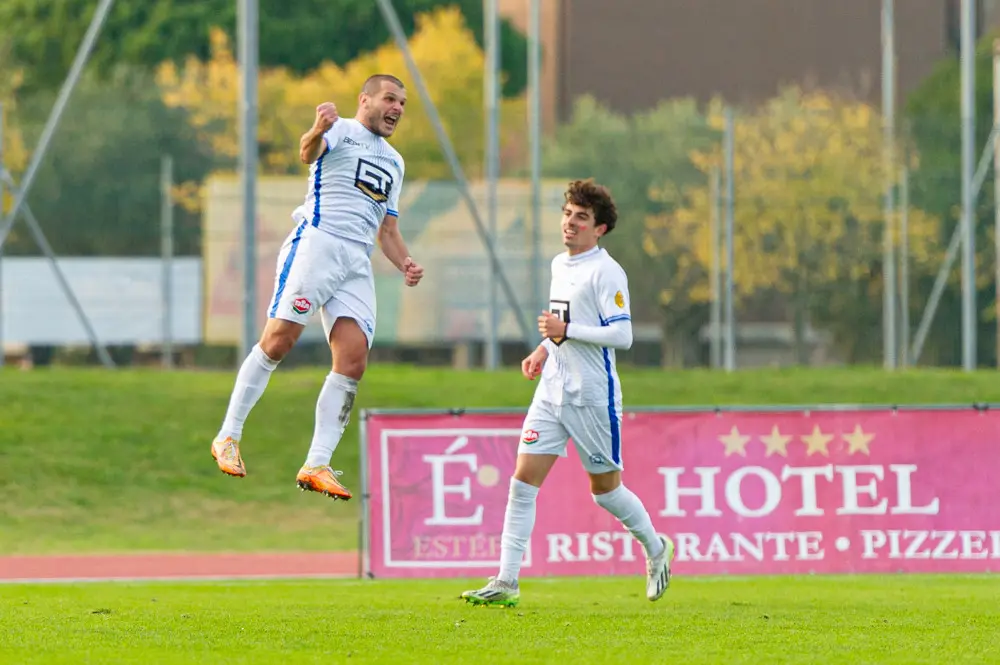 Derby di serie D, tris del Desenzano al Rovato Vertovese