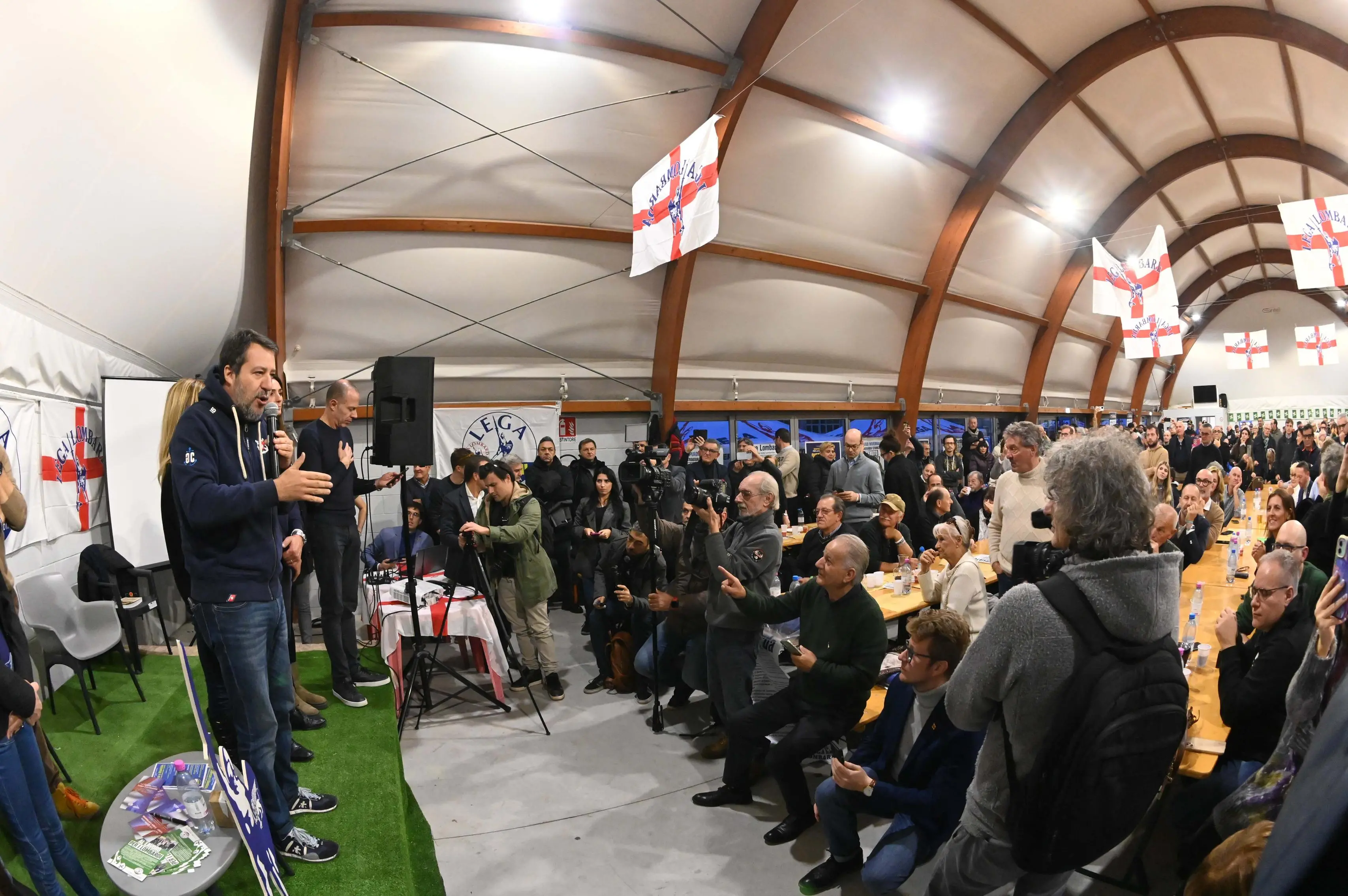 CASTELCOVATI INTERVENTO DI MATTEO SALVINI ALLA FESTA DELLA LEGA REDAZIONE PROVINCIA 23-11-2025 GABRIELE STRADA NEW EDEN GROUP