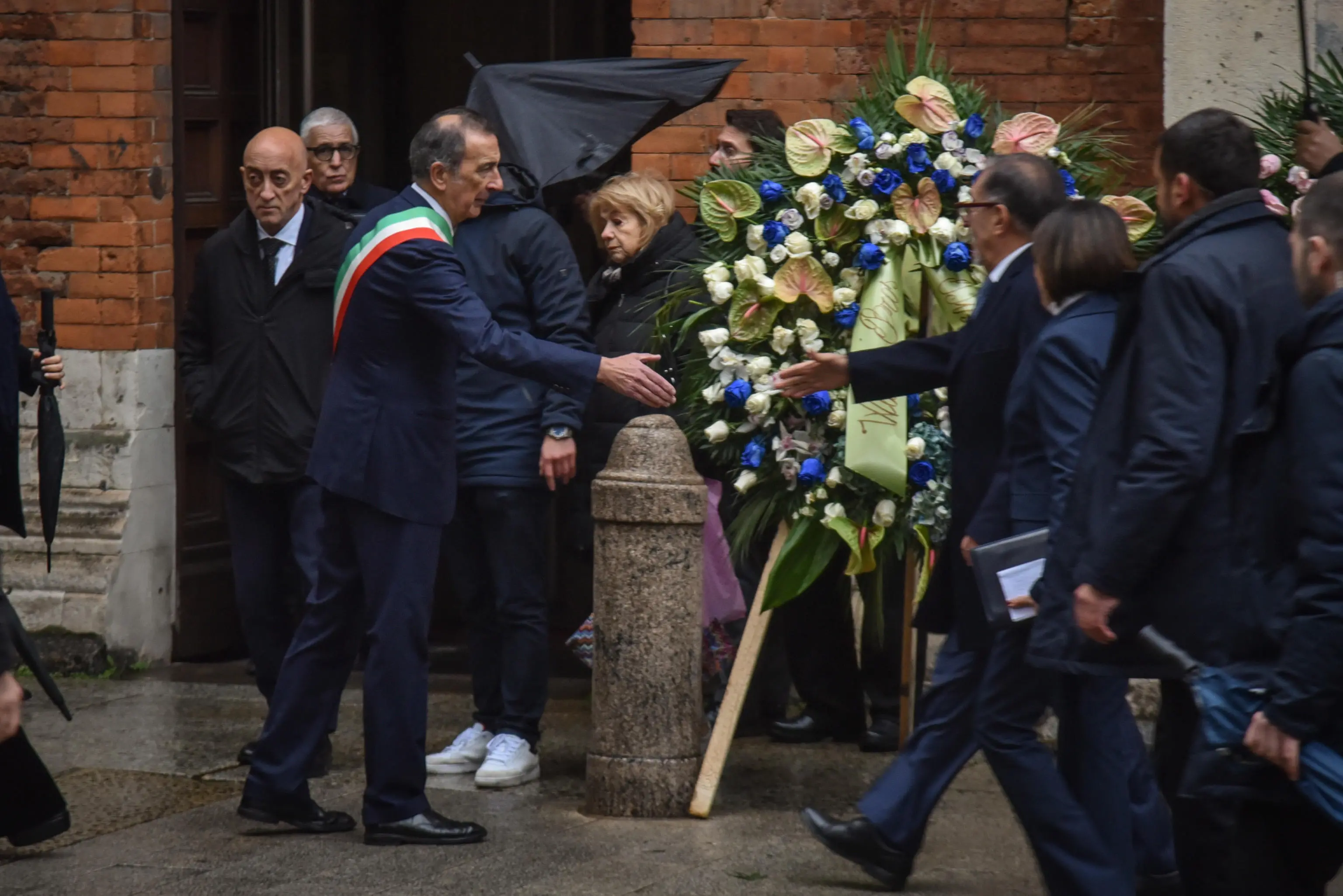 A Milano il funerale di Ornella Vanoni