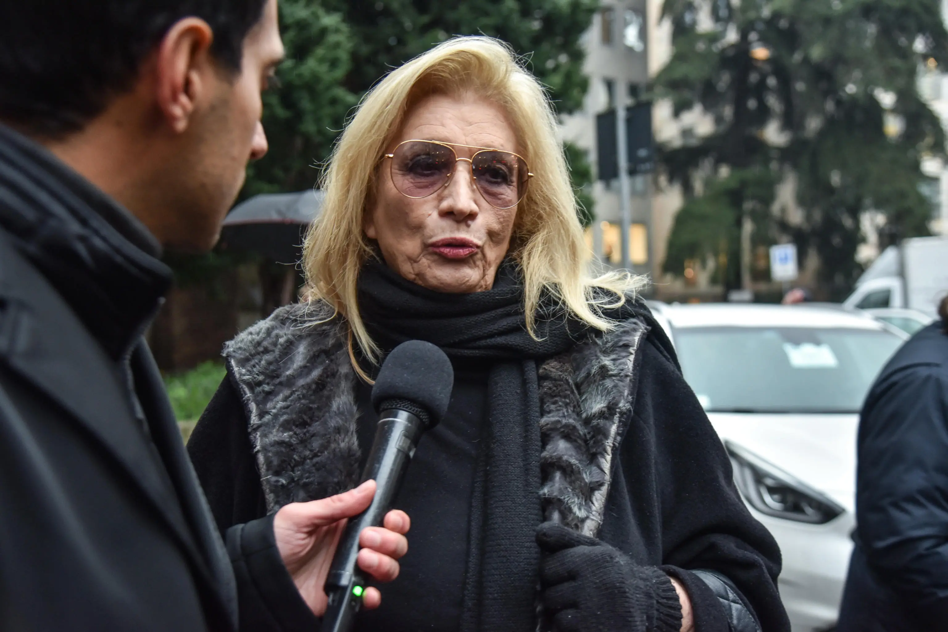 Il funerale di Ornella Vanoni, i vip e le istituzioni