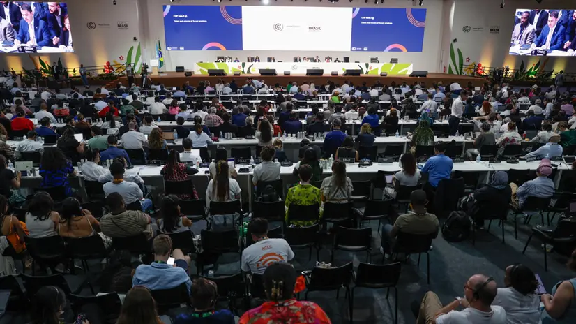 La sessione plenaria finale della Cop30 - Foto Epa/Fraga Alves © www.giornaledibrescia.it