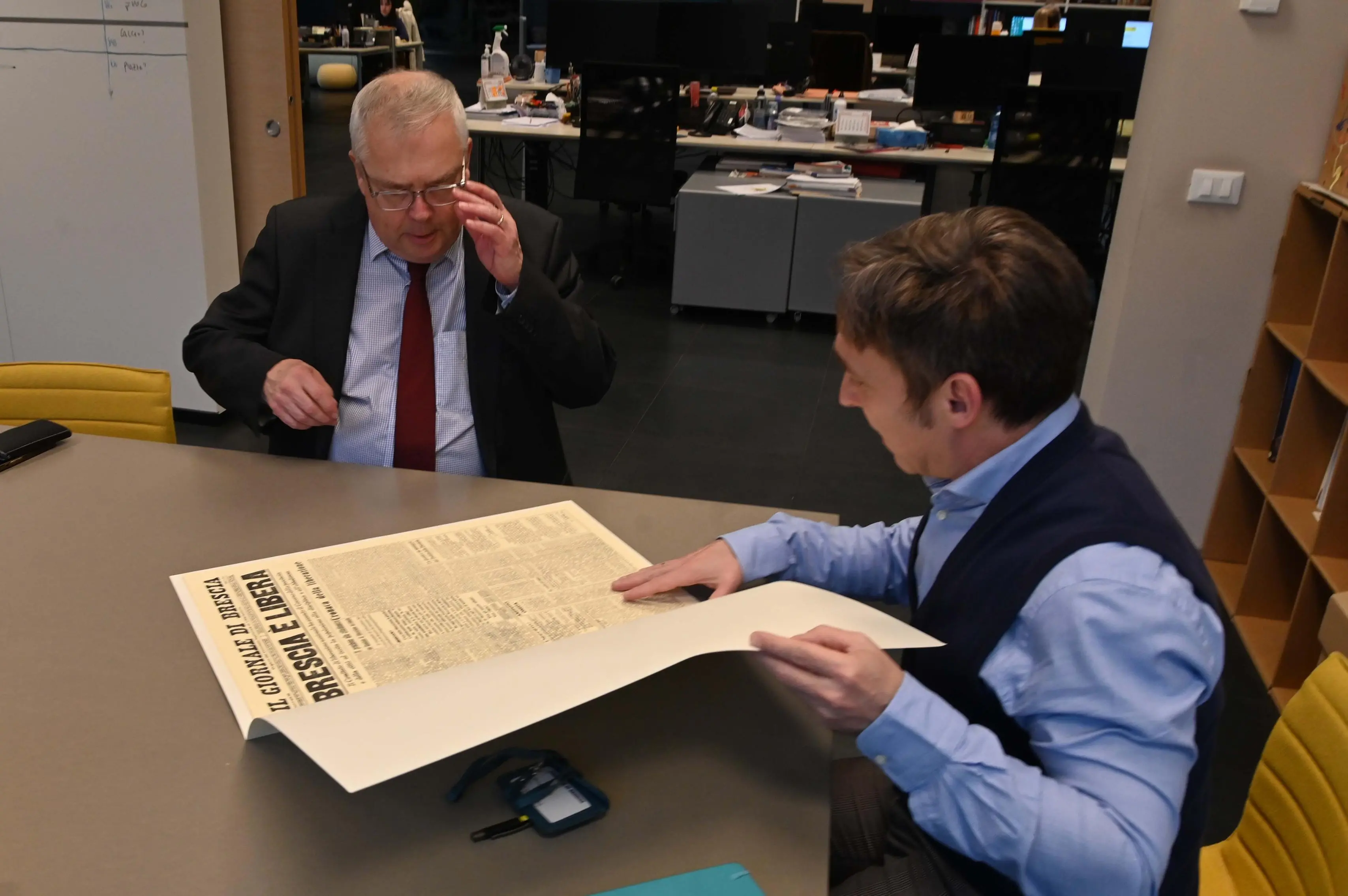 La visita dell'ambasciatore finlandese al Giornale di Brescia