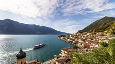 Una veduta dall'alto di Limone sul Garda - Foto Ufficio stampa Tci © www.giornaledibrescia.it