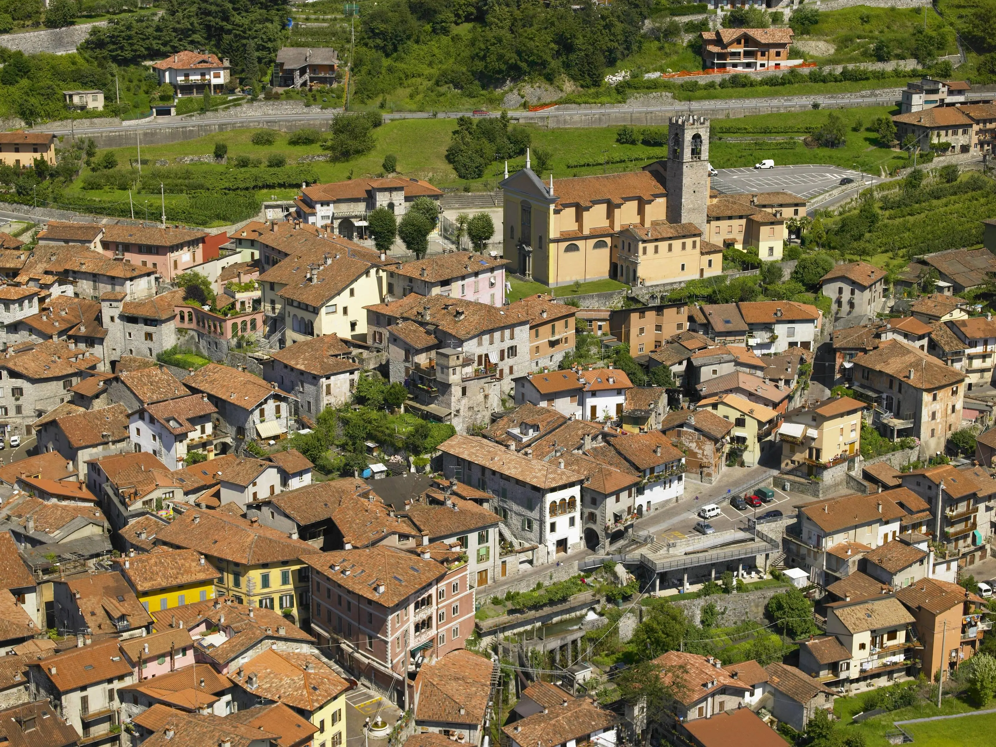 I borghi bresciani con le bandiere arancioni