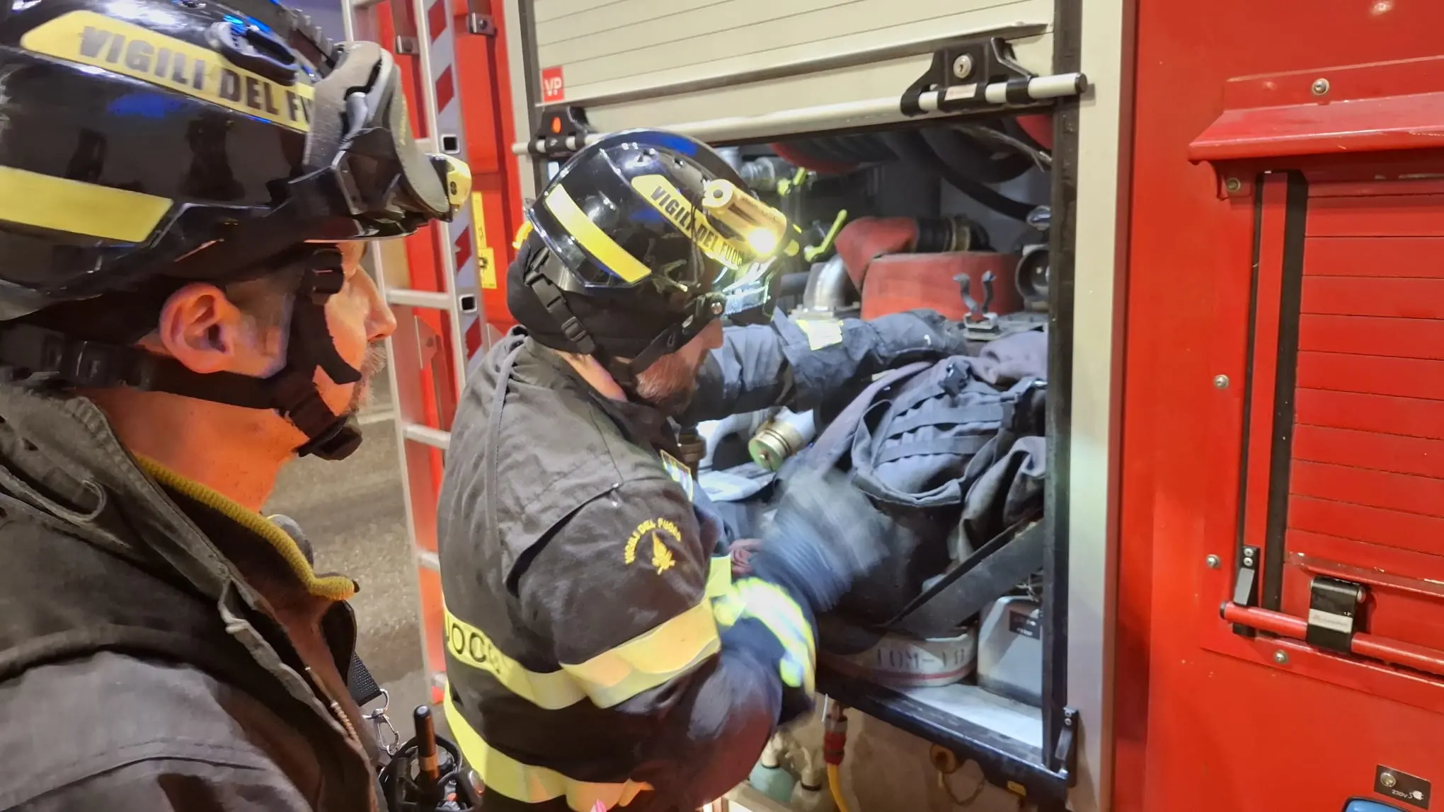 Danneggiato un tubo nella galleria Carpeneda