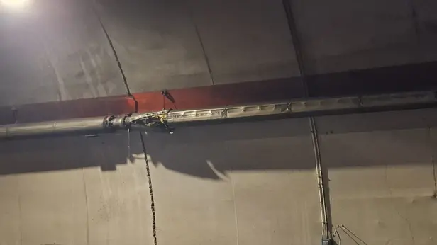 Danneggiato un tubo nella galleria Carpeneda