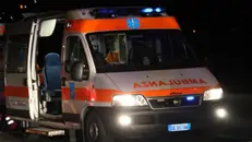 Ambulanza notte (archivio) - © www.giornaledibrescia.it