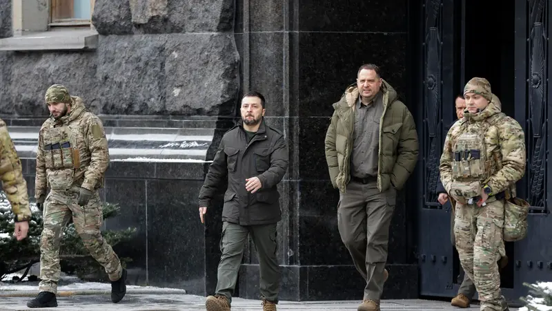 Zelensky aveva nominato Yermak guida dei negoziati con Usa e Russia - Ansa Zelensky aveva nominato Yermak guida dei negoziati con Usa e Russia