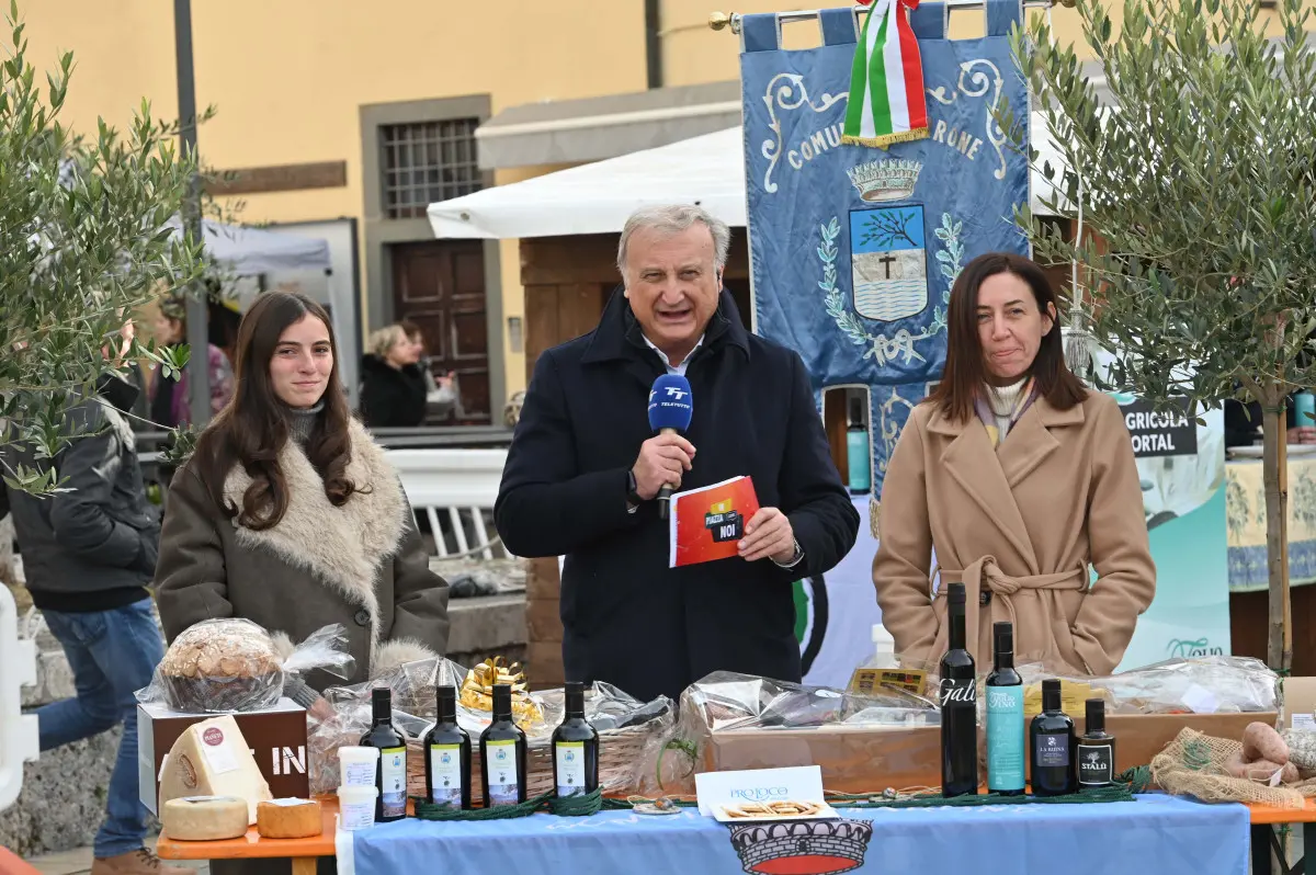 Gli scatti di In Piazza con Noi a Marone