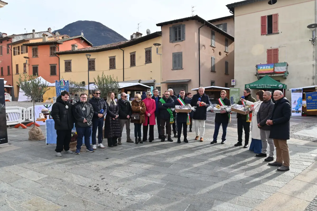 Gli scatti di In Piazza con Noi a Marone