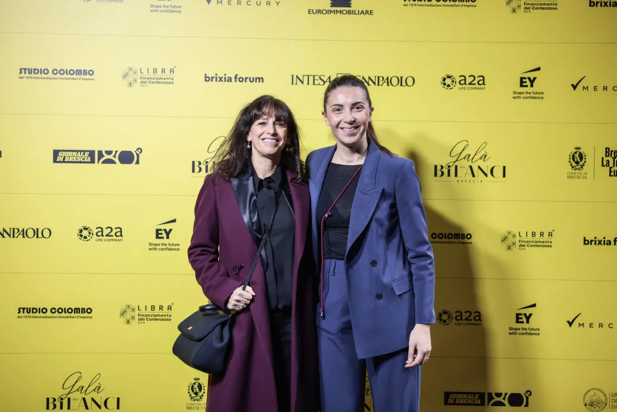 Galà Bilanci 2025, le foto degli ospiti al backdrop