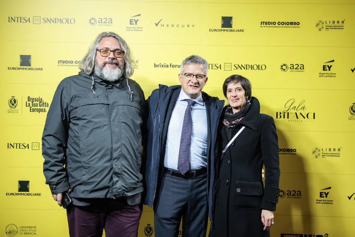 Galà Bilanci 2025, le foto degli ospiti al backdrop