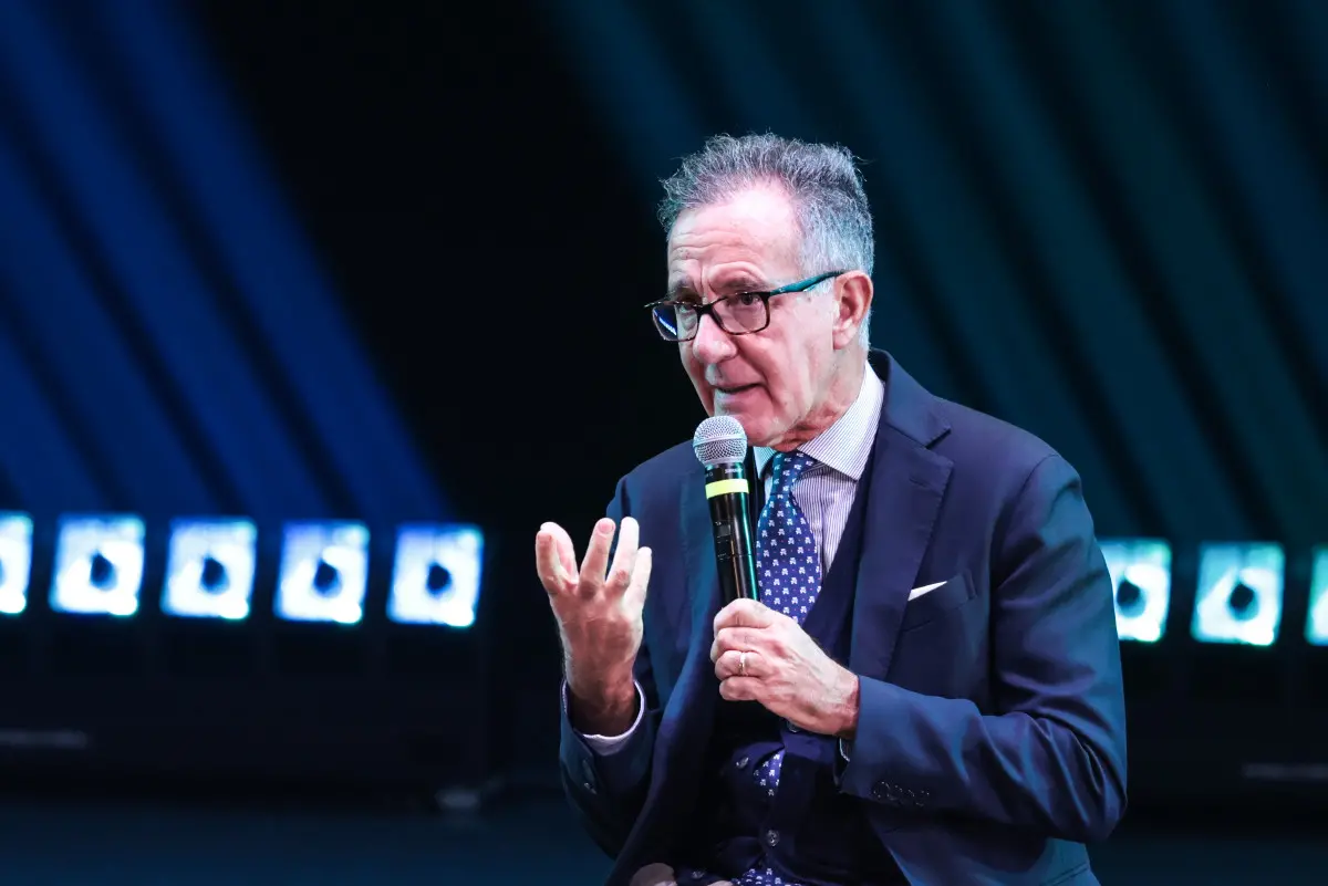 Galà Bilanci 2025, i relatori sul palco del Teatro Grande